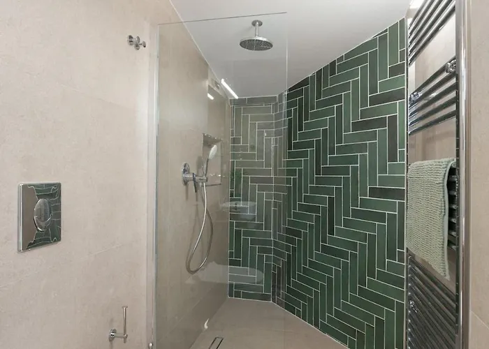 Skyloft - Rooftop Jacuzzi & Sea View - Apartmán *